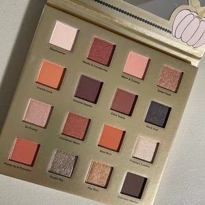 Too Faced Pumpkin Spice eye shadow palette